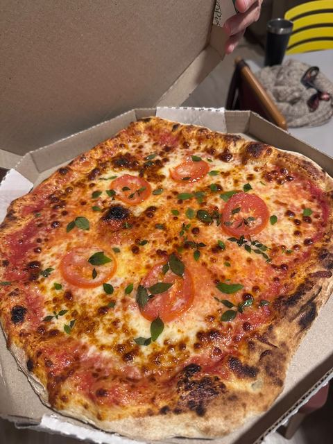 Vizinhança e pizza de verdade