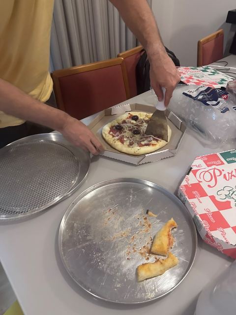 A Pizza do Vizinho — foto real da nossa cozinha