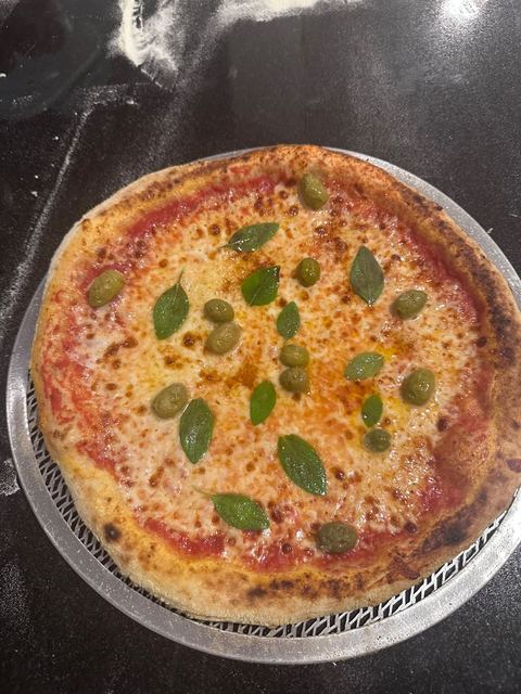 A Pizza do Vizinho — foto real da nossa cozinha