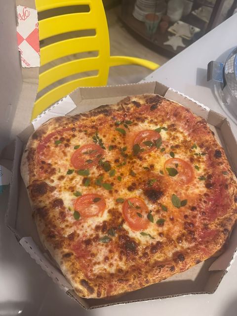 A Pizza do Vizinho — foto real da nossa cozinha